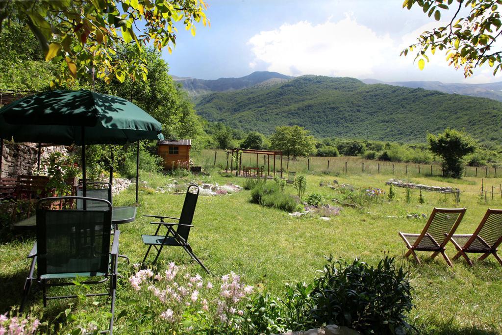B&B Cascina Dell'Orso Castelsantangelo sul Nera Bagian luar foto