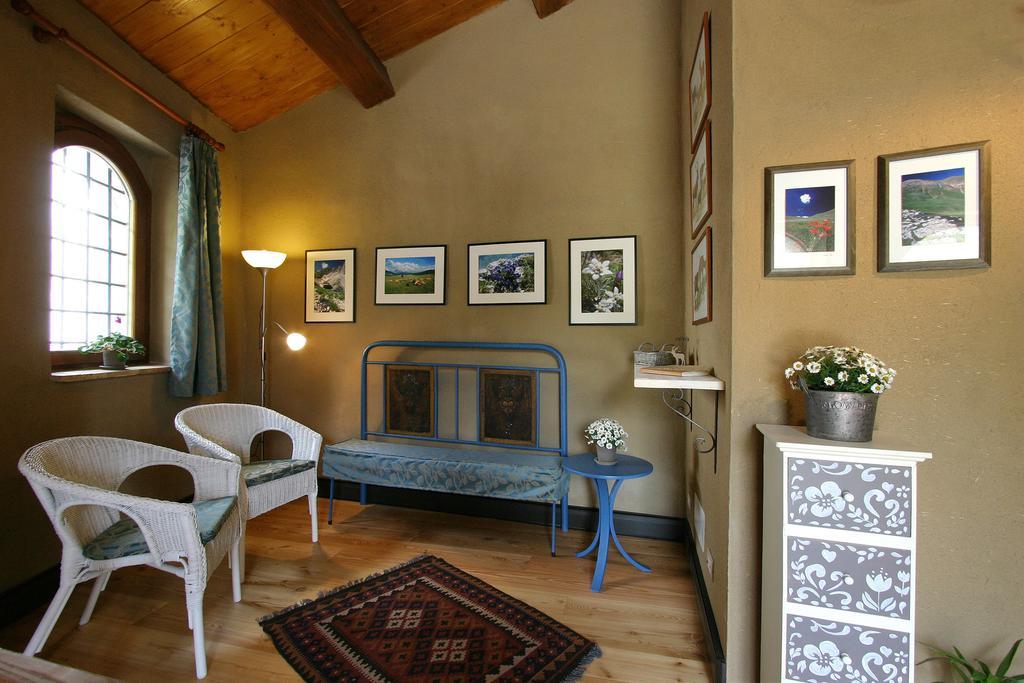 B&B Cascina Dell'Orso Castelsantangelo sul Nera Bagian luar foto
